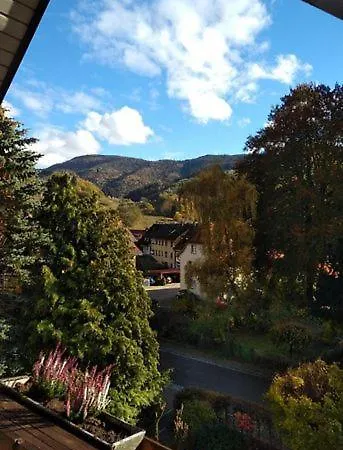 فندق Kirchbuehl Im Schwarzwald