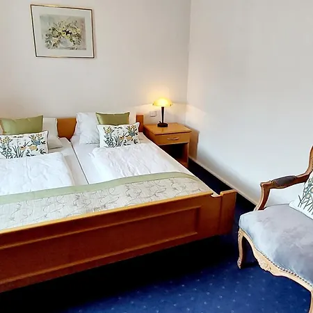 Отель Kirchbuehl Im Schwarzwald Шёнау-им-Шварцвальд